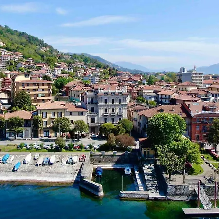 Hébergement de vacances New View In Historic Palace Verbania